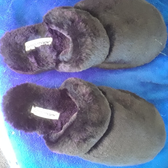 Comfortview Shoes - 🌻 New Inventory 🌻 Comfortview Plush Slippers